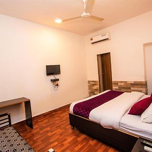 Hotel Kishish Kunj
